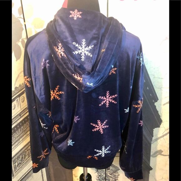 Fun velvet hoodie by Pink Rose in size medium - Picture 2 of 2